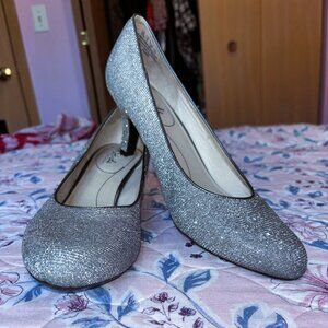 Life Stride Women's Glitter Heels - Silver